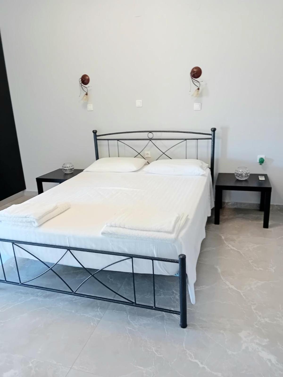 Eleni'S Studios Kateleios Zewnętrze zdjęcie